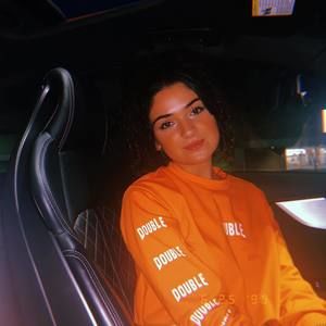 Meet your Posher, Alexandra